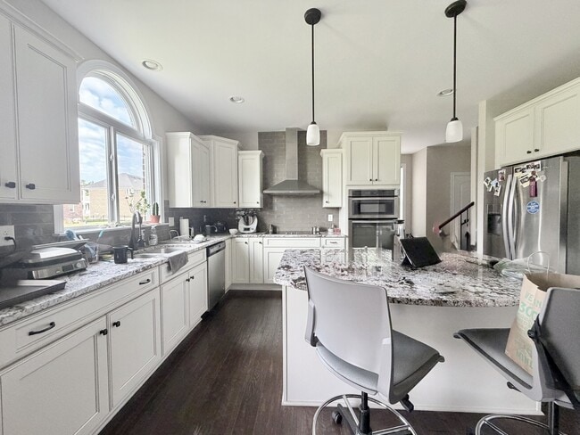 Building Photo - 3137 Broadstone Dr