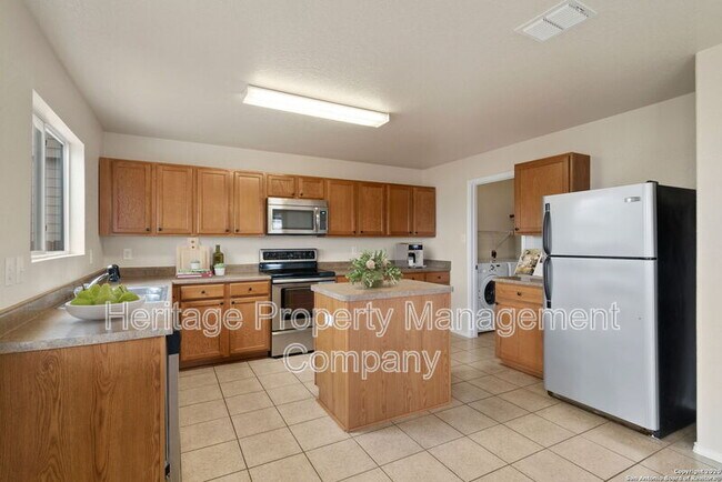 Building Photo - 3815 Mahogany Cove
