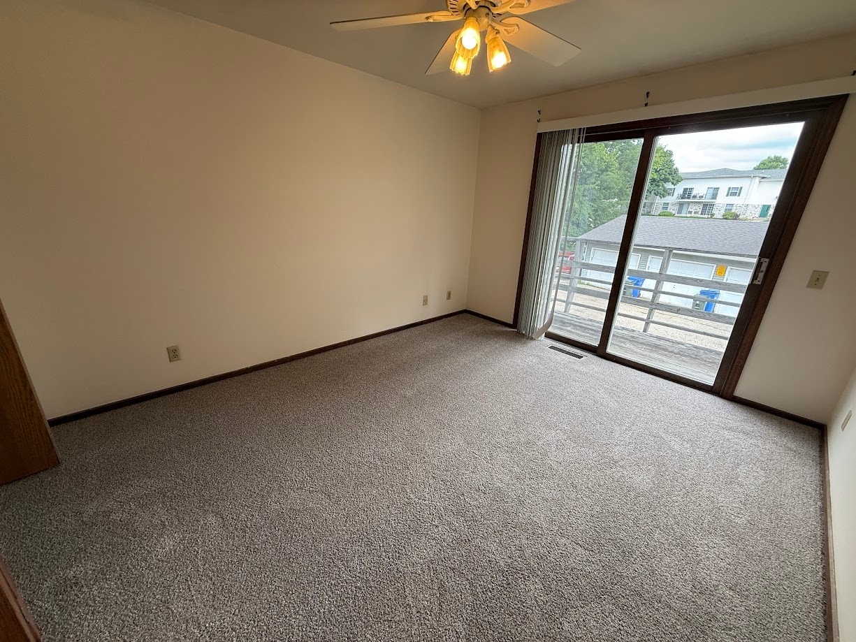 Building Photo - 2613 Smithfield Dr