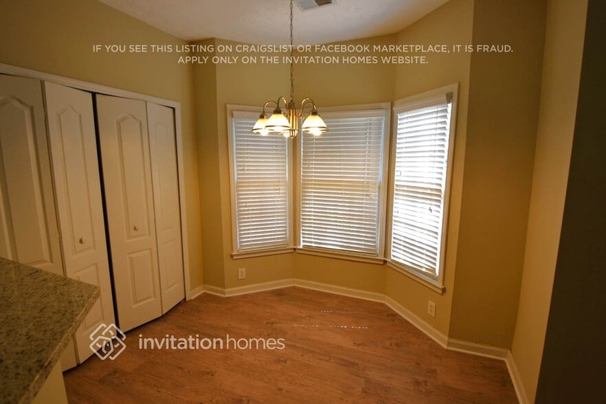 Building Photo - 1810 Fairpointe Trce