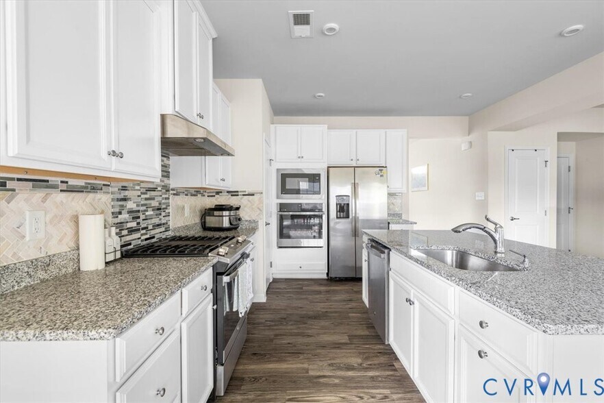 Building Photo - 13507 Enon Oaks Pl