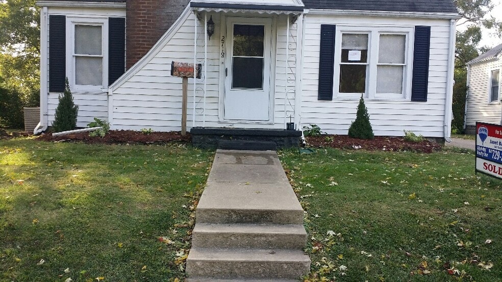 Building Photo - 2718 S Nebraska St