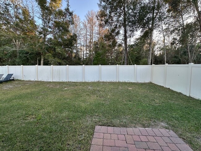 Building Photo - House for rent in Clermont in a convenience location