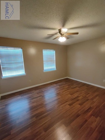 Building Photo - 709 Edgewood Ct