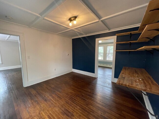 Building Photo - Serene Richmond Cottage Retreat | 2BR, Hardwood Floors, Pet-Friendly- $2500