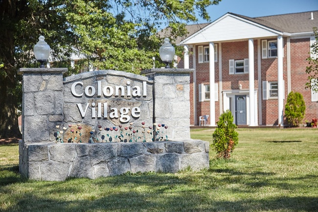 Primary Photo - 131 Salmon Brook Dr