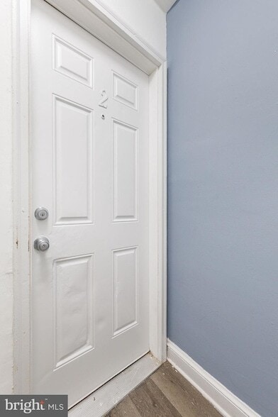 Building Photo - 905 19th St NE