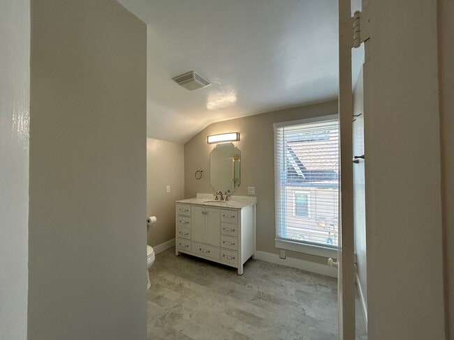 Building Photo - Vintage Aesthetic Meets Modern Glow-Up! Your Next Home Is Here!