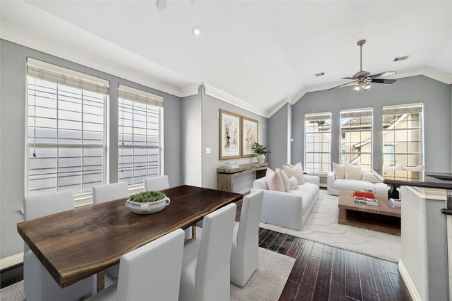 Building Photo - 3432 Cline St