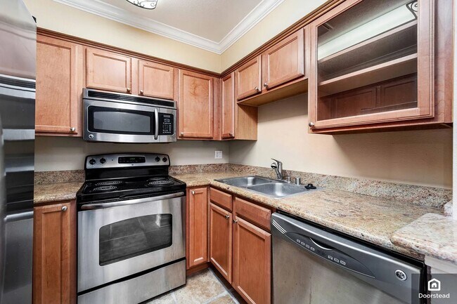 Building Photo - 298 Eastridge Dr