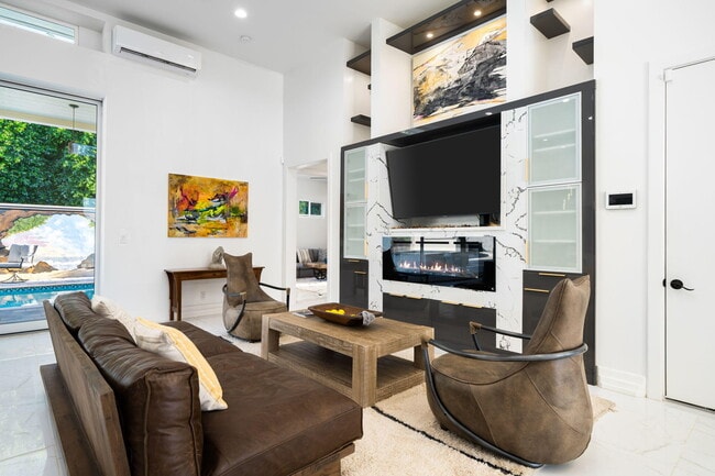 Building Photo - 74775 Del Coronado Dr