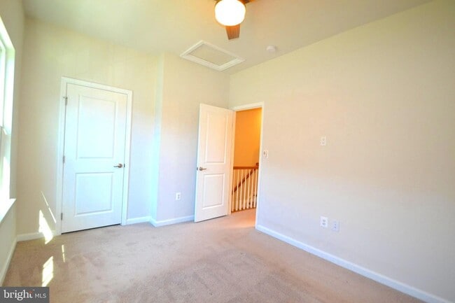 Building Photo - 1318 Trestle Dr
