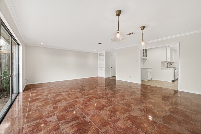 Building Photo - 13244 Trail Hollow Dr