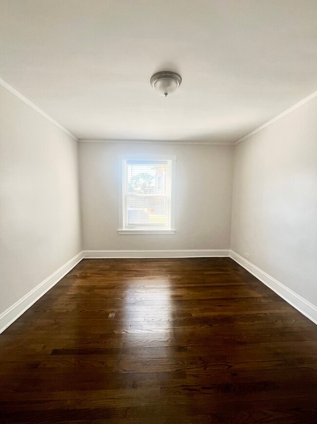 Building Photo - 4154 W Belden Ave