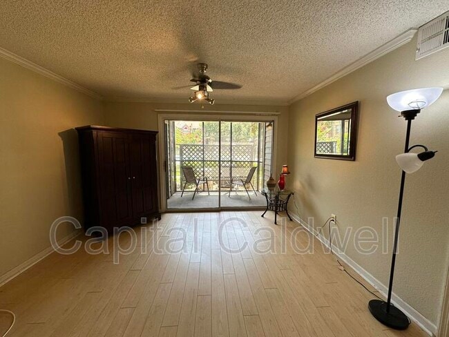 Building Photo - 2500 Winding Creek Blvd