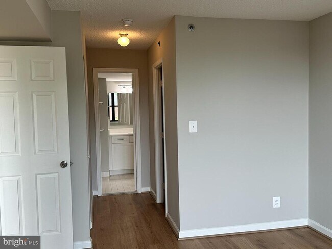 Primary Photo - 1200 Braddock Pl