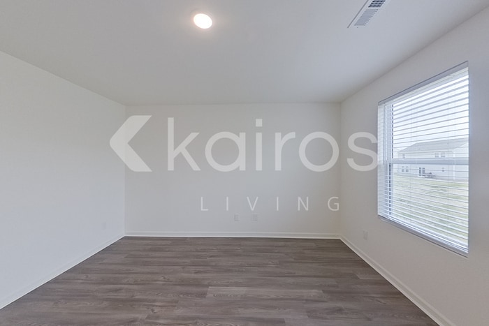 Building Photo - 7005 Peppermill Way