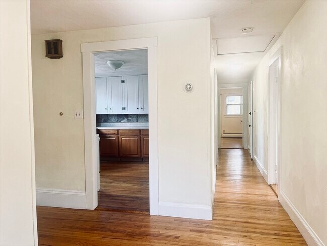 Building Photo - 577 Highland Ave