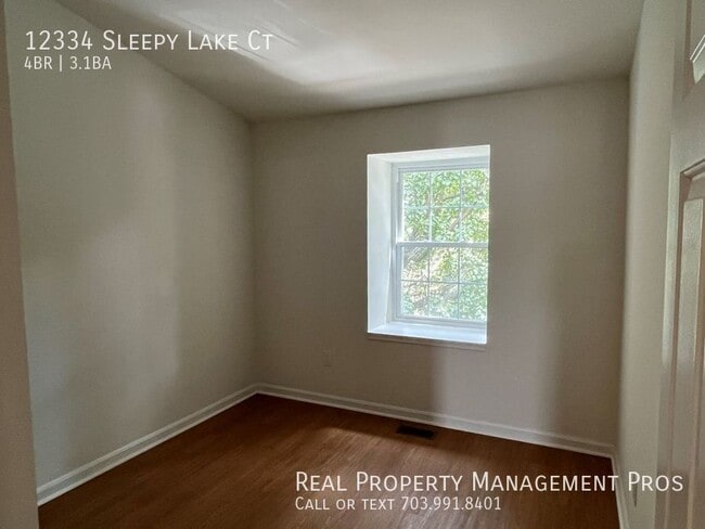 Building Photo - 12334 Sleepy Lake Ct