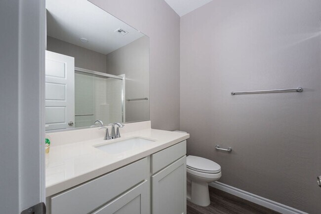Building Photo - Modern Henderson Townhome with Loft & Resort-Style Amenities