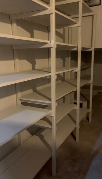 Attached Storage Space - 4300 Via Marisol