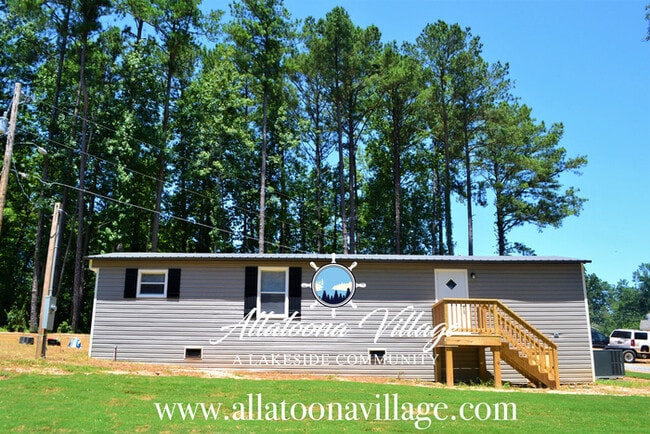 Building Photo - Custom Renovation 2BR/1Bth Lakeside Home w...