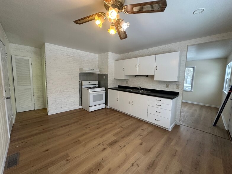 Building Photo - 712 Geyer Ave