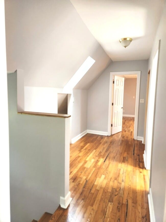 Building Photo - 5325 S Honore St