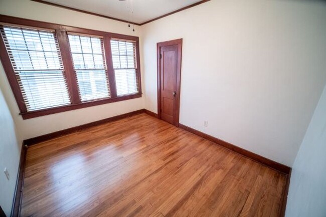 Building Photo - Fall 2026!! Live in this Historic yet modern 4 bedroom!