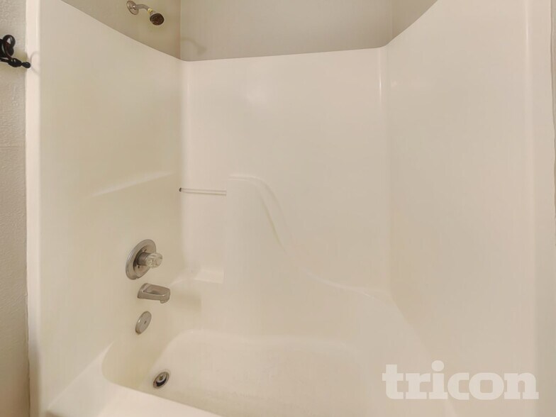 Building Photo - 1502 Osprey Way