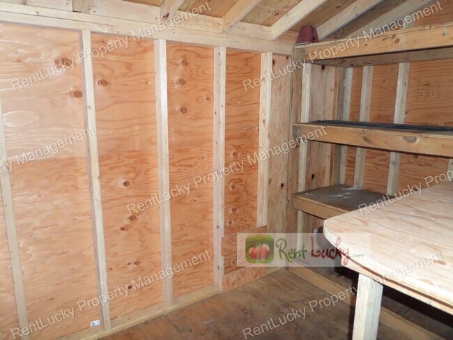 Building Photo - Adorable 3-Bedroom Home with Fenced Yard in Great Bothell Neighborhood!