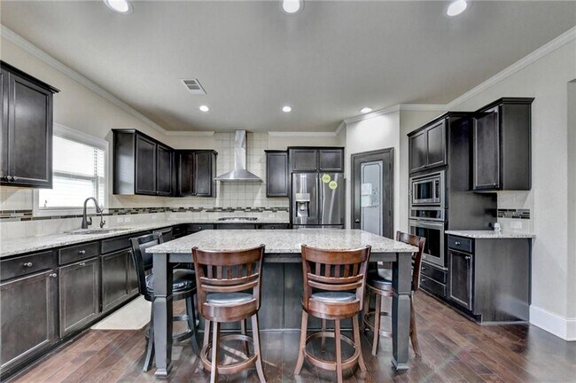 Building Photo - 2205 Copperfield Dr