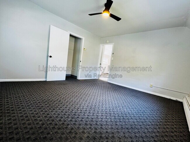 Building Photo - 1165 W Dale Ave