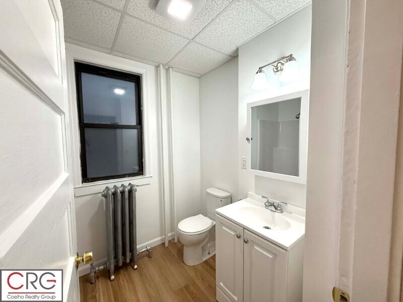 Building Photo - 19 University Rd