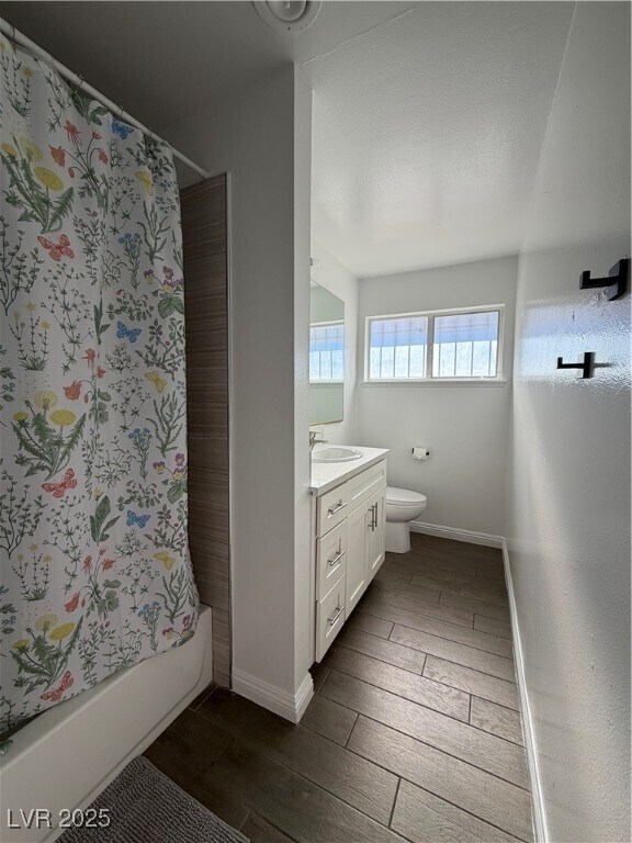 Building Photo - 4101 Esmeralda Ave