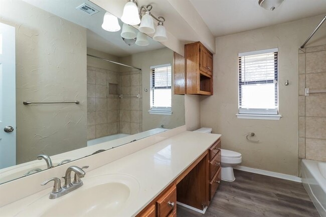 Building Photo - 1616 Rocky Mountain Way