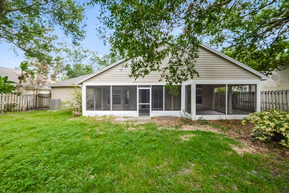 Building Photo - 1023 Moccasin Run Rd