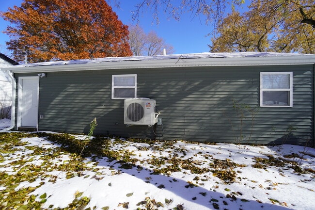 Building Photo - 1252-54 Idaho St