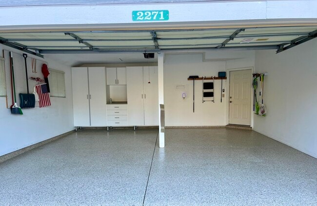 Building Photo - 2271 Edenderry Dr