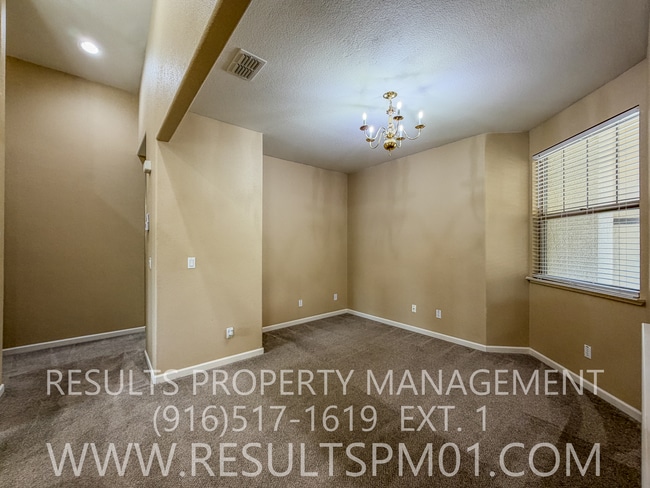 Building Photo - Single Story in West Roseville