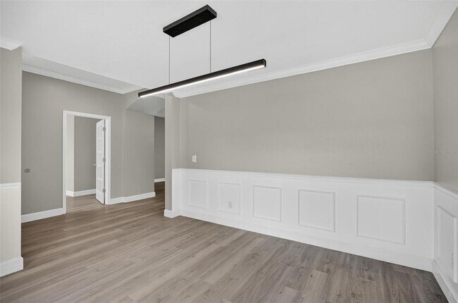 Building Photo - 37 Burnside Dr
