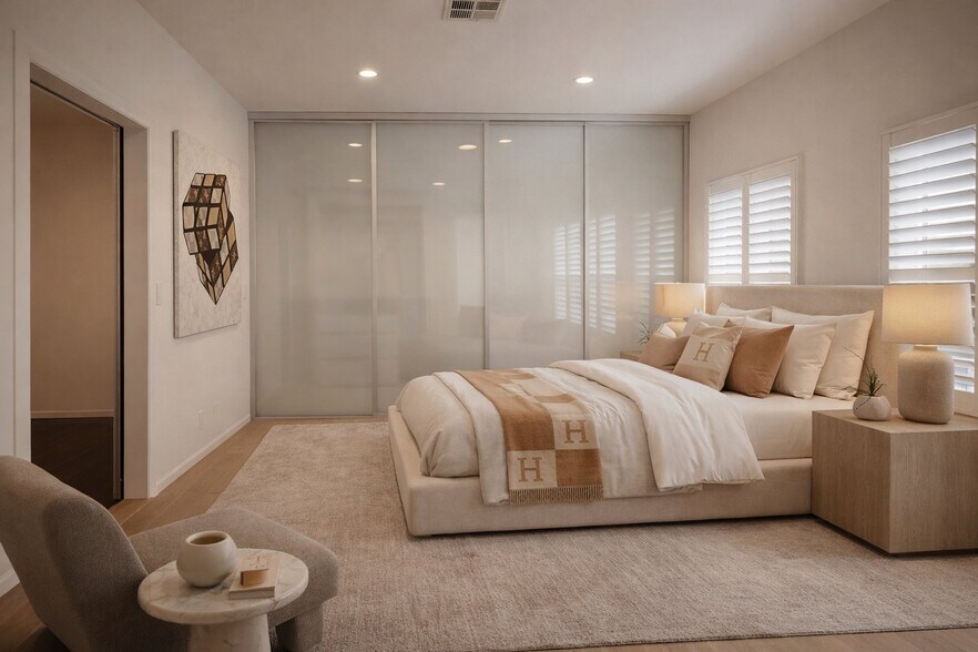 Building Photo - 1119 Poinsettia Dr