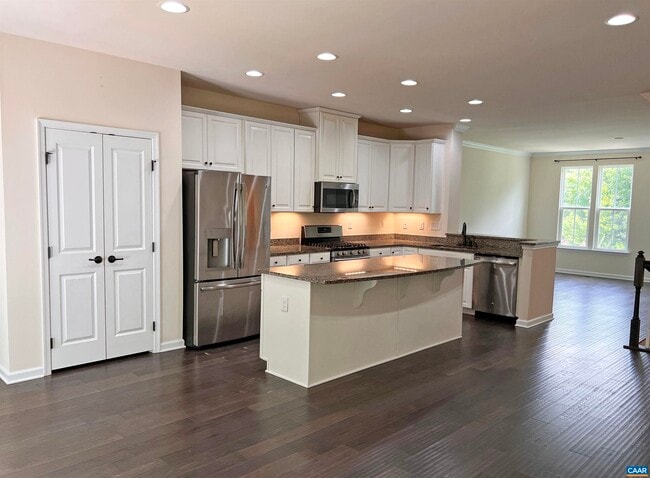 Building Photo - 2056 BethPage Ct