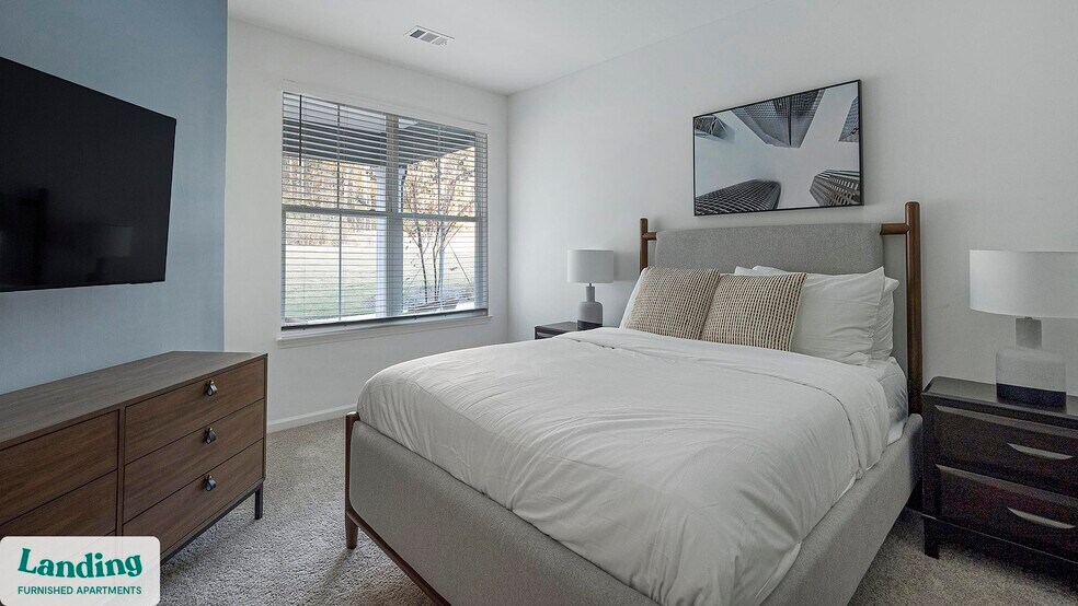 Building Photo - 2800 Milan Ct