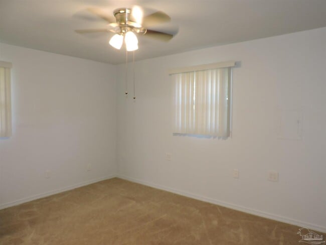 Building Photo - 1070 Sagebrush Trail
