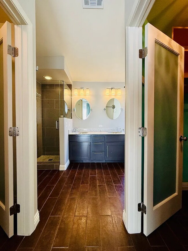 Building Photo - 8512 Arch Bay Ln