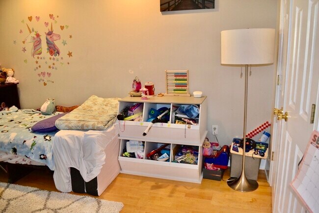 Building Photo - 1306 Columbia Rd