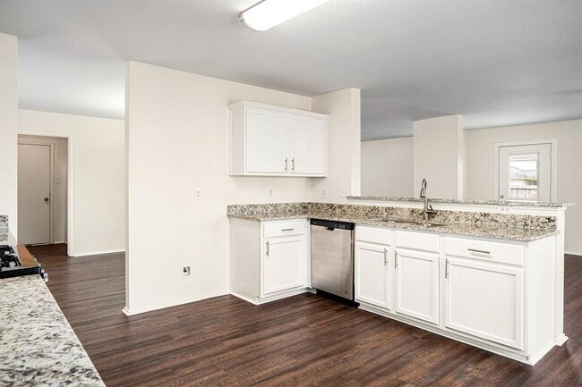 Building Photo - 14407 Acuna Ln