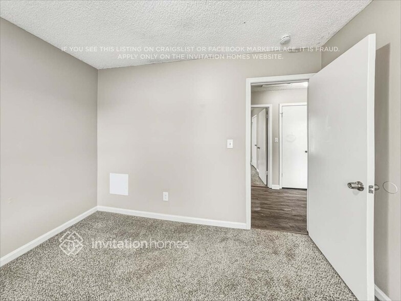 Building Photo - 443 Linda Ln