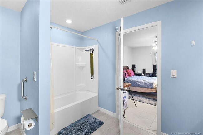 Building Photo - 5501 Jamboree Dr